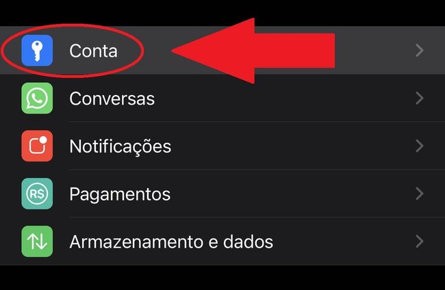 Toque em "Conta" para acessar as opções de segurança.