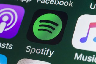 Imagem de: Spotify anuncia pagamento recorde de R$ 45 bilhões para artistas em 2023
