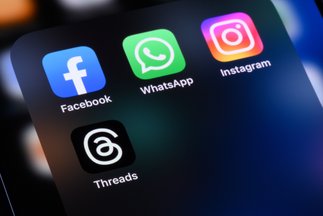 Imagem de: China ordena remoção do WhatsApp e outros apps da App Store; veja o motivo