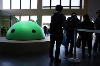 Imagem de: Android 15 terá proteção contra vazamento de dados em transmissões de tela