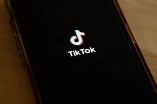 Imagem de: TikTok prefere parar de operar nos EUA do que ser vendido, diz site